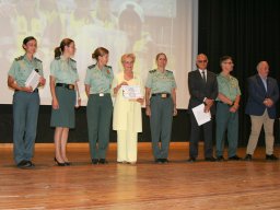 08-actocentral-PremioAlServicioHumanitario-MCarmenQuintanilla