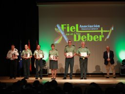 IV-Premios-Fiel-en-el-Deber-45