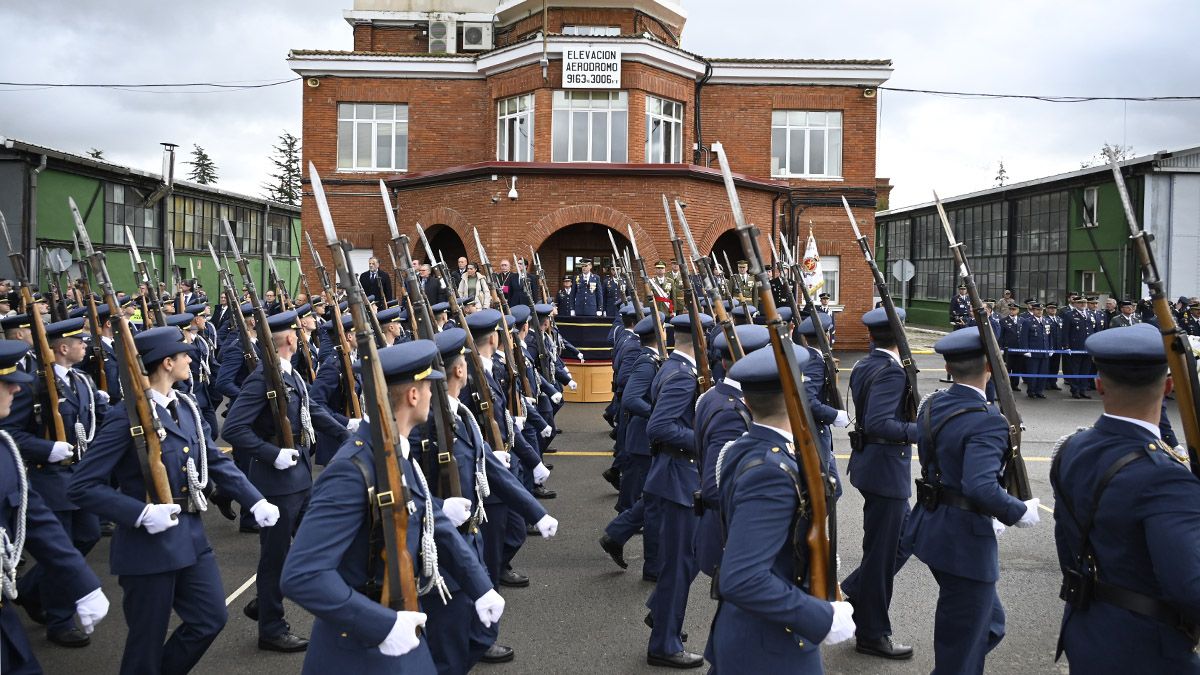 sau4800 academia general aire desfile